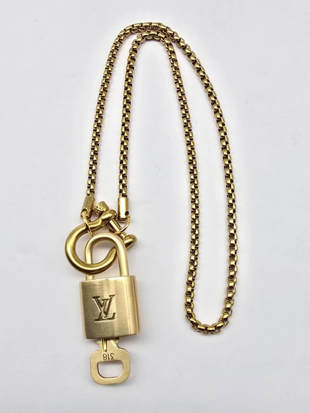 Horse Show Style Stainless Steel Chain with Authentic Louis Vuitton Padlock